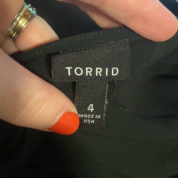 Torrid Black Lightweight Faux Wrap Semi-Sheer High-Low Dress Size 4 - Picture 8 of 9